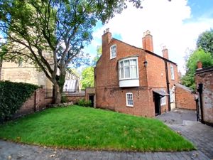 Photo 28- click for photo gallery